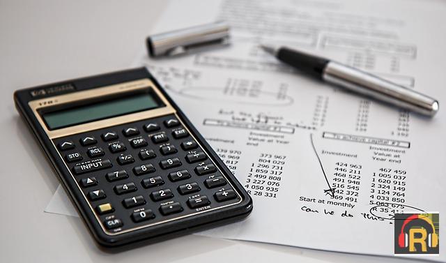 calculator-385506_640_(1)