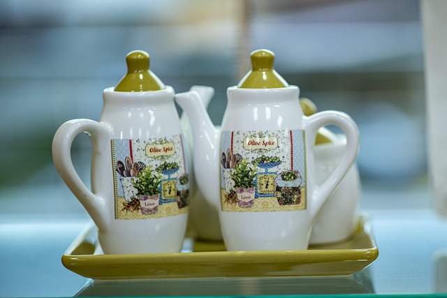 crockery-4280499_6401