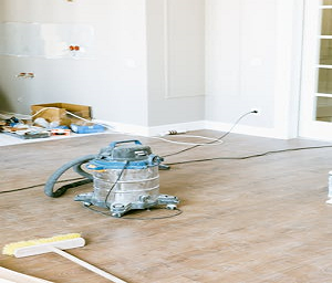 housekeeping_images-vaccum_cleaning5