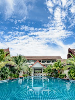 pexels-boonkong-boonpeng-442952-1134176