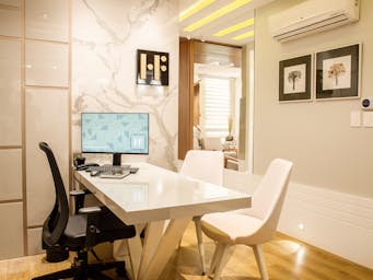 pexels-jonathanborba-3316924