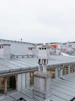 pexels-mart-production-7550371