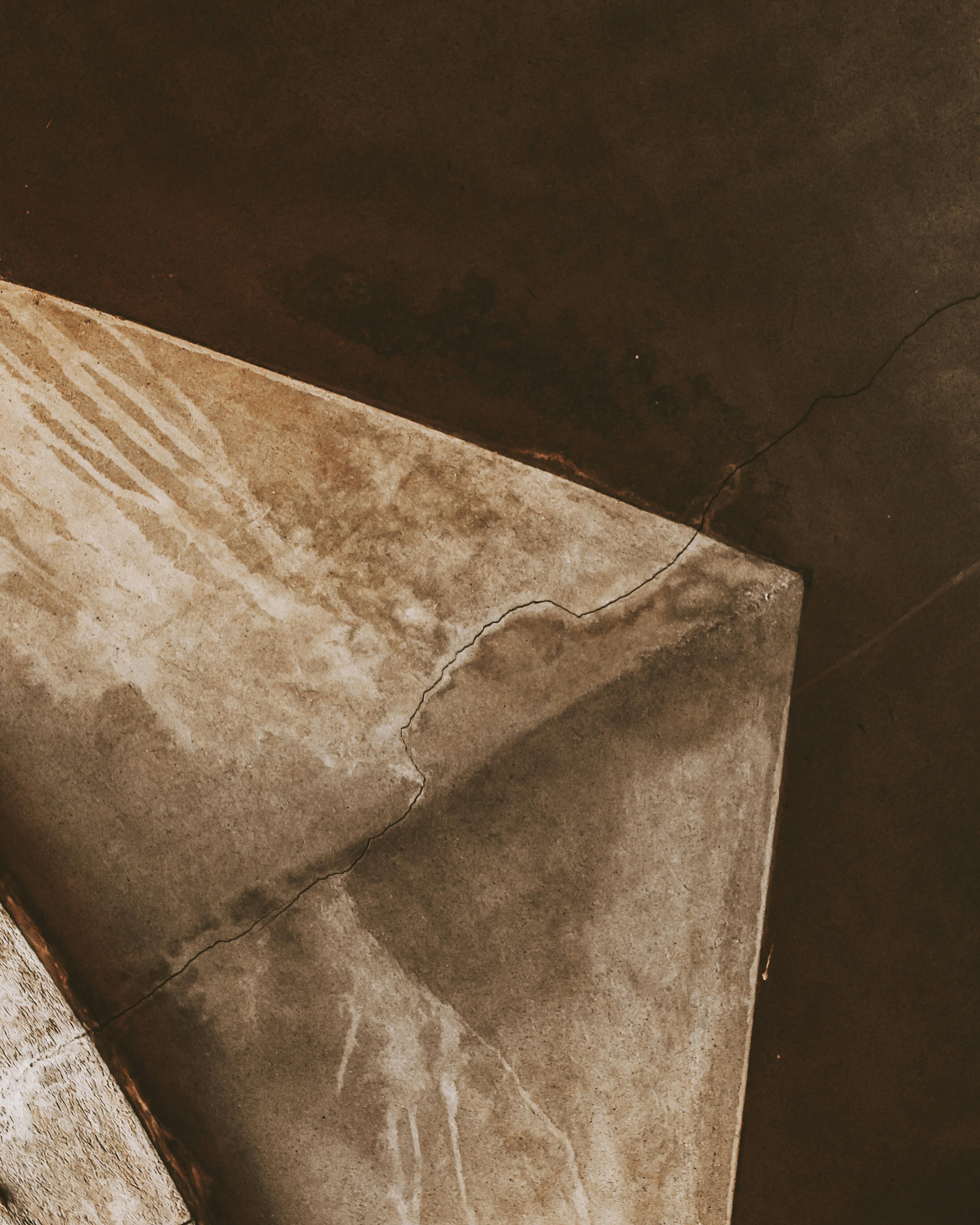 pexels-thiagomobile-3708564