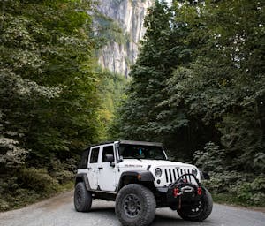 pexels-zsolt-joo-483255-2882234