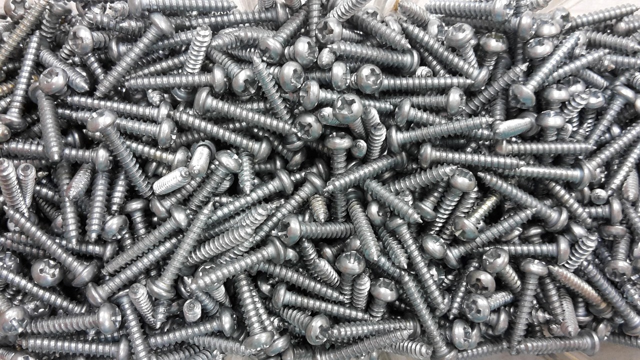screws-1052508_1280