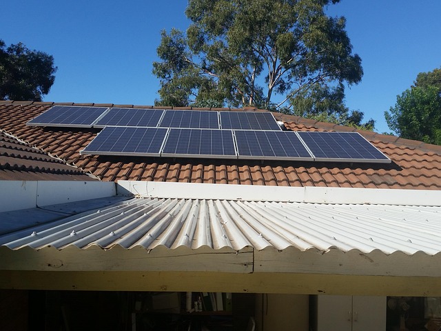solar-panels-2685357_6401