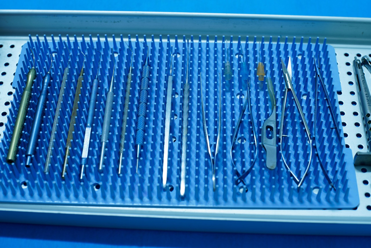surgical-tools-5016048_12801