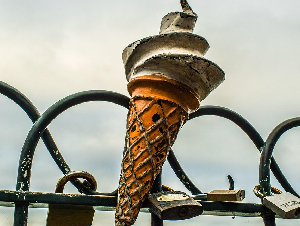 banister-3985920_1280