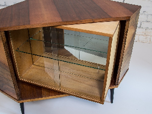 cabinet-2160186_1280