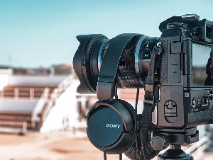 camera-7903435_1280