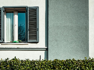pexels-chetanvlad-1915705