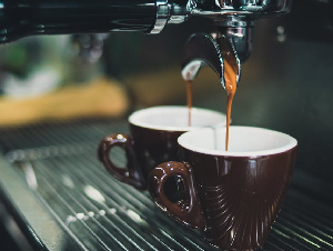 pexels-chevanon-3240281