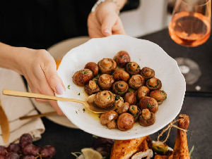 pexels-karolina-grabowska-5718074