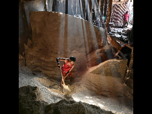 pexels-mumtahina-tanni-1080117-3285094