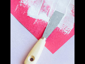 pexels-n-voitkevich-5642100