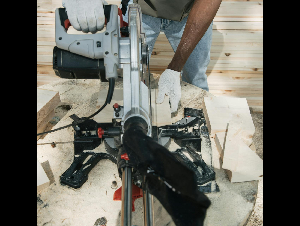 pexels-ron-lach-8820179