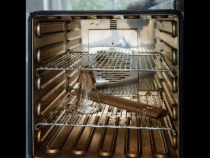 pexels-thirdman-8940358