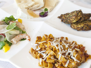 restaurant-5238976_1280