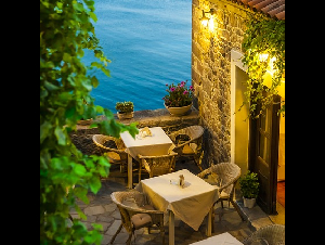 restaurant-5521372_640