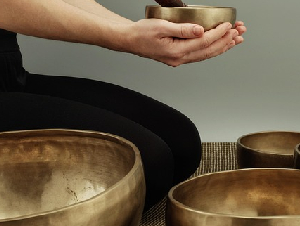 singing-bowls-4762238_640