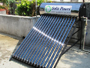 solar-water-heater-331316_640