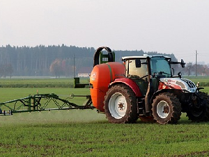 tractor-4575136_6401