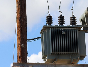 transformer-7045800_640