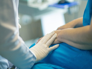 treatment-4099432_1280
