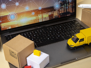vehicles-laptop-supply-chain-representation_(1)